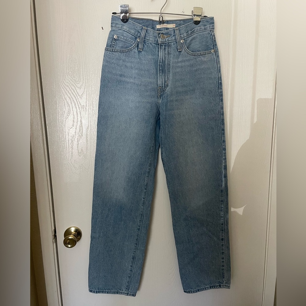 Levi’s || ‘94 Baggy Jeans